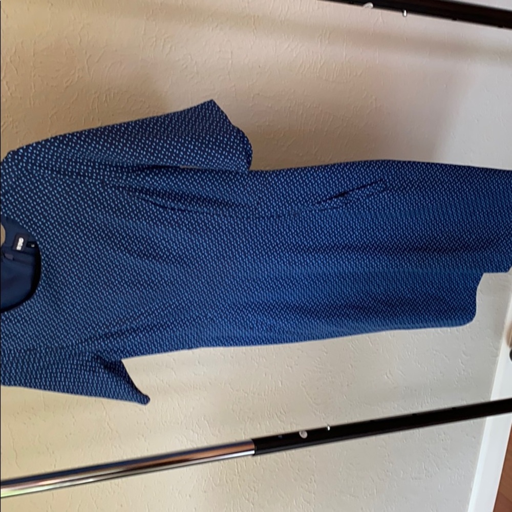 Patterned sheath dress with pockets